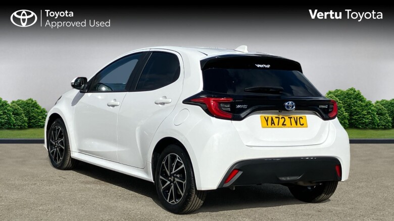 Toyota Yaris 1.5 Hybrid Design 5dr CVT Hybrid Hatchback